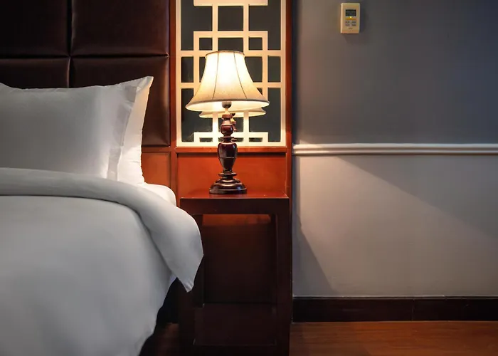 Classy Holiday Hotel & Spa Hanói